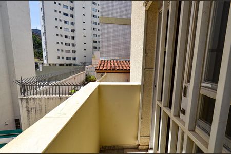 Apartamento para alugar com 143m², 3 quartos e 2 vagas Apartamento para alugar com 143m², 3 quartos e 2 vagasVaranda da Suíte