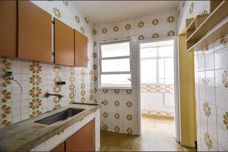 Apartamento para alugar com 143m², 3 quartos e 2 vagas Apartamento para alugar com 143m², 3 quartos e 2 vagasCozinha