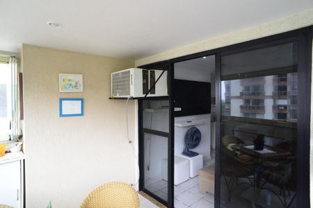 Varanda de apartamento à venda com 2 quartos, 96m² em Barra da Tijuca, Rio de Janeiro