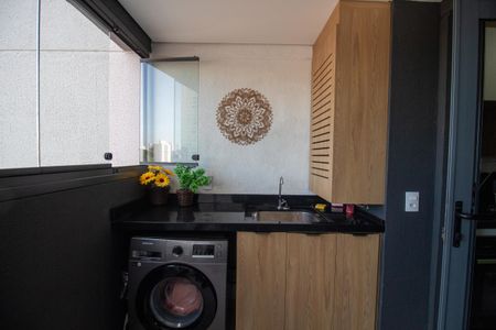 Área de Serviço de apartamento para alugar com 2 quartos, 60m² em Ferreira, São Paulo