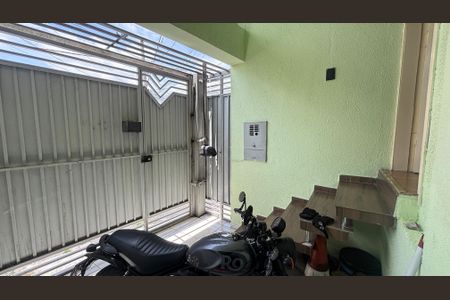 Casa à venda com 102m², 3 quartos e 1 vaga Casa à venda com 102m², 3 quartos e 1 vagaGaragem