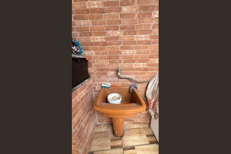 Casa à venda com 102m², 3 quartos e 1 vaga Casa à venda com 102m², 3 quartos e 1 vagaÁrea de Serviço