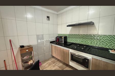 Casa à venda com 102m², 3 quartos e 1 vaga Casa à venda com 102m², 3 quartos e 1 vagaCozinha