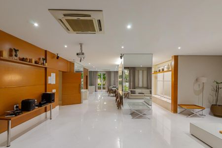 Apartamento para alugar com 73m², 2 quartos e 2 vagas Apartamento para alugar com 73m², 2 quartos e 2 vagasÁrea comum - Salão de festas