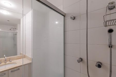 Apartamento para alugar com 73m², 2 quartos e 2 vagas Apartamento para alugar com 73m², 2 quartos e 2 vagasBanheiro Social