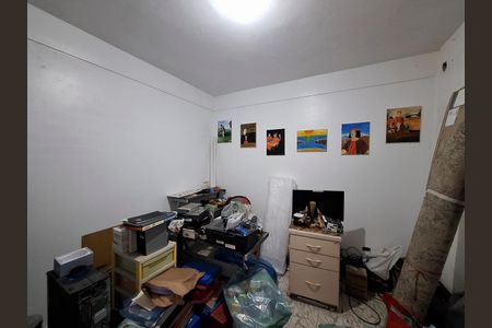 Casa à venda com 191m², 2 quartos e 3 vagas Casa à venda com 191m², 2 quartos e 3 vagasQuarto de Serviço