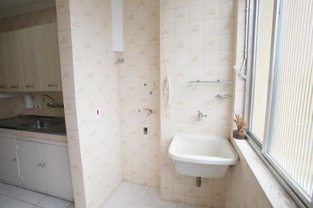 Apartamento à venda com 97m², 3 quartos e 1 vagaÁrea de Serviço