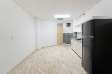 Studio para alugar com 35m², 1 quarto e sem vaga Studio para alugar com 35m², 1 quarto e sem vagaSala/Cozinha