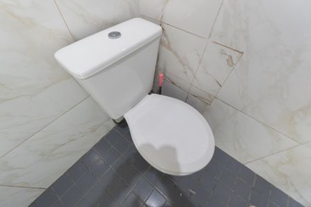 Studio para alugar com 35m², 1 quarto e sem vaga Studio para alugar com 35m², 1 quarto e sem vagaBanheiro Social