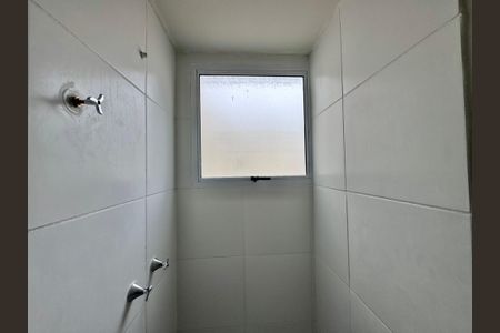 Apartamento para alugar com 43m², 2 quartos e sem vaga Apartamento para alugar com 43m², 2 quartos e sem vagaBanheiro Social