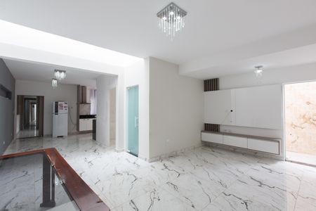 Sala de casa para alugar com 2 quartos, 80m² em Parada Xv de Novembro, São Paulo