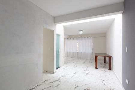 Sala de casa para alugar com 2 quartos, 80m² em Parada Xv de Novembro, São Paulo