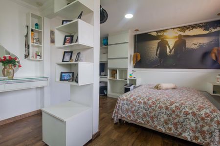 Quarto de casa para alugar com 1 quarto, 110m² em Vila Sao Francisco, São Paulo