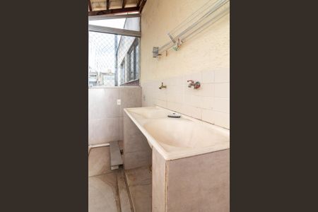 Apartamento à venda com 150m², 4 quartos e 2 vagas Apartamento à venda com 150m², 4 quartos e 2 vagasÁrea de Serviço 2