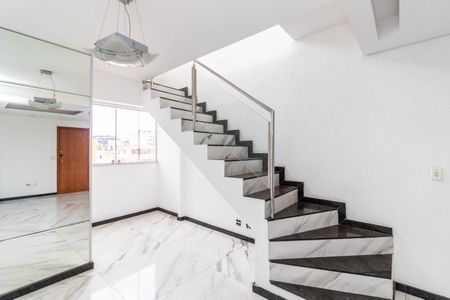 Sala de apartamento à venda com 4 quartos, 150m² em Fernão Dias, Belo Horizonte