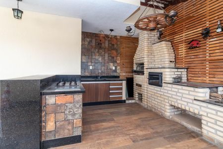 Apartamento à venda com 150m², 4 quartos e 2 vagas Apartamento à venda com 150m², 4 quartos e 2 vagasEspaço Gourmet