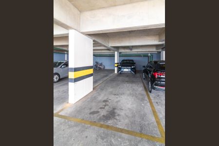 Apartamento à venda com 150m², 4 quartos e 2 vagas Apartamento à venda com 150m², 4 quartos e 2 vagasGaragem