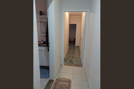 Casa à venda com 137m², 3 quartos e 2 vagasCorredor