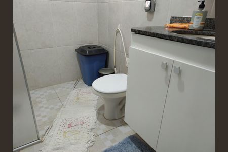 Casa à venda com 137m², 3 quartos e 2 vagasBanheiro