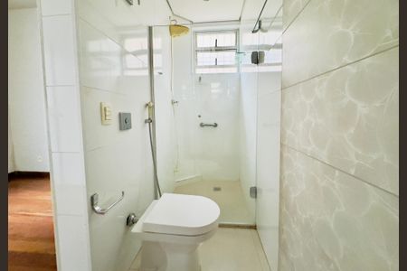 Banheiro de apartamento para alugar com 3 quartos, 110m² em Coracao de Jesus, Belo Horizonte