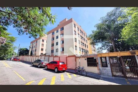 Apartamento à venda com 40m², 2 quartos e 1 vaga Apartamento à venda com 40m², 2 quartos e 1 vagaFachada