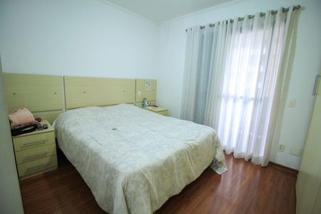 Apartamento à venda com 120m², 3 quartos e 3 vagas Apartamento à venda com 120m², 3 quartos e 3 vagasSuíte