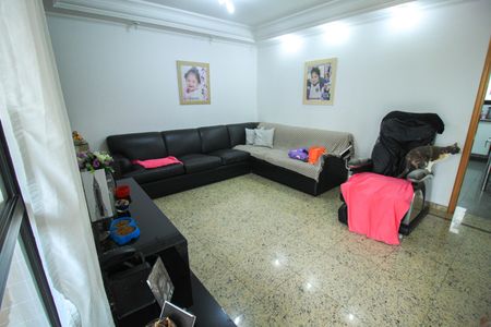 Apartamento à venda com 120m², 3 quartos e 3 vagas Apartamento à venda com 120m², 3 quartos e 3 vagasSala