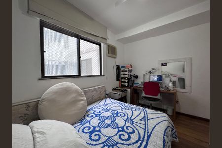 Apartamento à venda com 130m², 3 quartos e 3 vagasQuarto 1