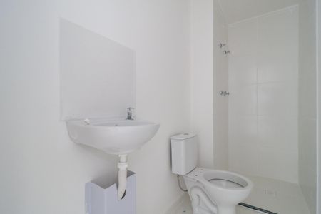 Apartamento para alugar com 31m², 2 quartos e sem vaga Apartamento para alugar com 31m², 2 quartos e sem vagaBanheiro Social