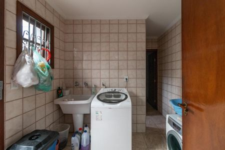 Casa à venda com 125m², 4 quartos e 4 vagas Casa à venda com 125m², 4 quartos e 4 vagasÁrea de Serviço