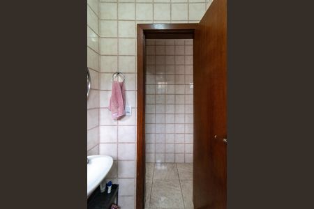 Casa à venda com 125m², 4 quartos e 4 vagas Casa à venda com 125m², 4 quartos e 4 vagasBanheiro de serviço