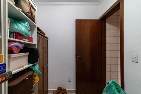 Casa à venda com 125m², 4 quartos e 4 vagas Casa à venda com 125m², 4 quartos e 4 vagasQuarto de Serviço