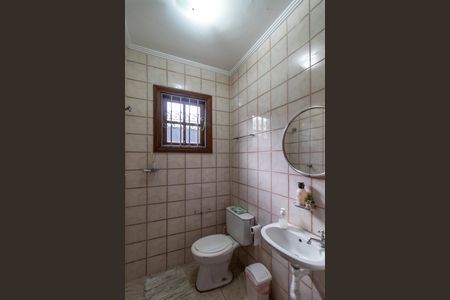 Casa à venda com 125m², 4 quartos e 4 vagas Casa à venda com 125m², 4 quartos e 4 vagasBanheiro de serviço