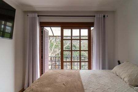 Casa à venda com 125m², 4 quartos e 4 vagas Casa à venda com 125m², 4 quartos e 4 vagasSuíte