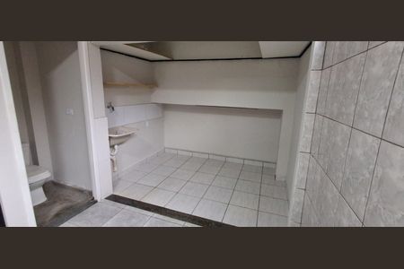 Casa de condomínio para alugar com 124m², 2 quartos e 2 vagas Casa de condomínio para alugar com 124m², 2 quartos e 2 vagasLavanderia