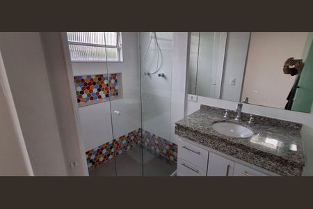 Casa de condomínio para alugar com 124m², 2 quartos e 2 vagas Casa de condomínio para alugar com 124m², 2 quartos e 2 vagasBanheiro