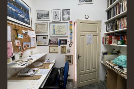 Casa à venda com 173m², 5 quartos e 4 vagasQuarto 5