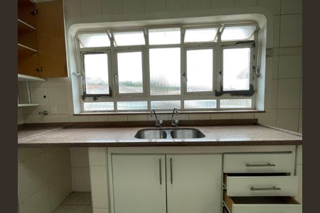 Casa à venda com 173m², 5 quartos e 4 vagasCozinha