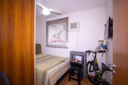 Quarto 2 de apartamento para alugar com 2 quartos, 48m² em Maria Paula, São Gonçalo