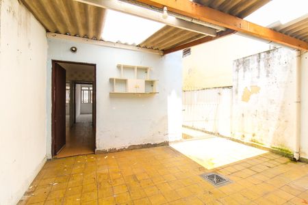 Casa à venda com 100m², 2 quartos e 1 vaga Casa à venda com 100m², 2 quartos e 1 vagaÁrea de Serviço