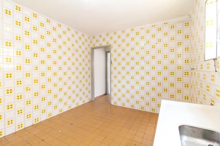 Casa à venda com 100m², 2 quartos e 1 vaga Casa à venda com 100m², 2 quartos e 1 vagaCozinha