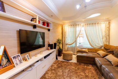 Casa à venda com 4 quartos, 201m² em Parque Novo Oratório, Santo André