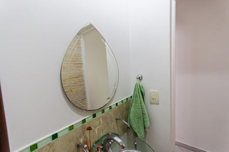 Casa à venda com 4 quartos, 201m² em Parque Novo Oratório, Santo André