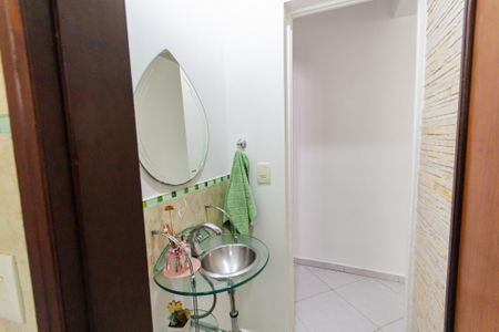 Casa à venda com 4 quartos, 201m² em Parque Novo Oratório, Santo André