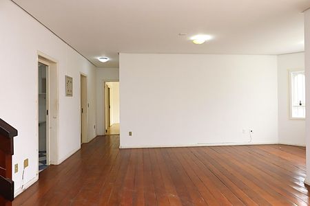 Sala de apartamento para alugar com 3 quartos, 298m² em São João, Porto Alegre