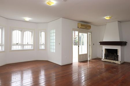 Sala de apartamento para alugar com 3 quartos, 298m² em São João, Porto Alegre