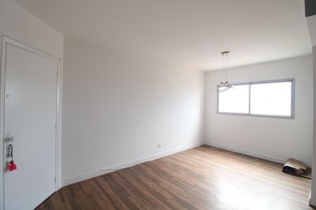 Sala de apartamento para alugar com 2 quartos, 74m² em Vila Constancia, São Paulo