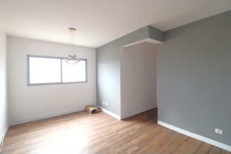 Sala de apartamento para alugar com 2 quartos, 74m² em Vila Constancia, São Paulo