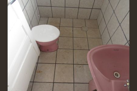 Banheiro Social de casa para alugar com 1 quarto, 50m² em Novo Osasco, Osasco