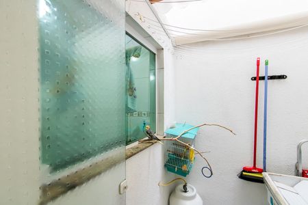 Casa de condomínio à venda com 62m², 2 quartos e 1 vaga Casa de condomínio à venda com 62m², 2 quartos e 1 vagaÁrea de Serviço